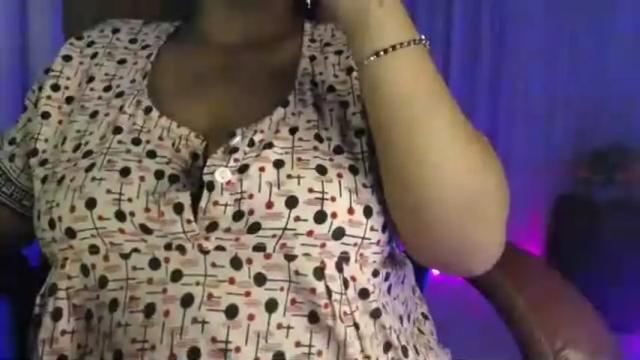 Image 2 of prita07 Stream on Chaturbate on 13 days ago