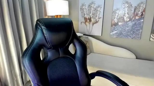 Image 10 of priya_rose Stream on Chaturbate on 14 months ago