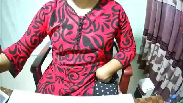 Image 7 of priyonti34 Stream on Chaturbate on 9 days ago