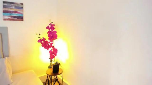 Image 6 of profanared Stream on Chaturbate on 19 months ago