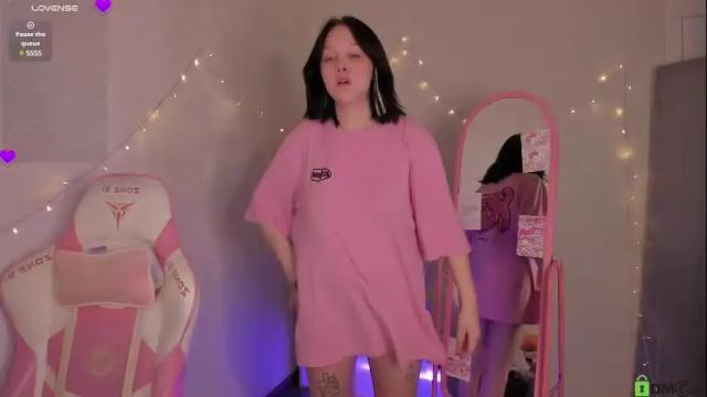 Image 4 of prrincess__jasmine Stream on Chaturbate on 1 month ago