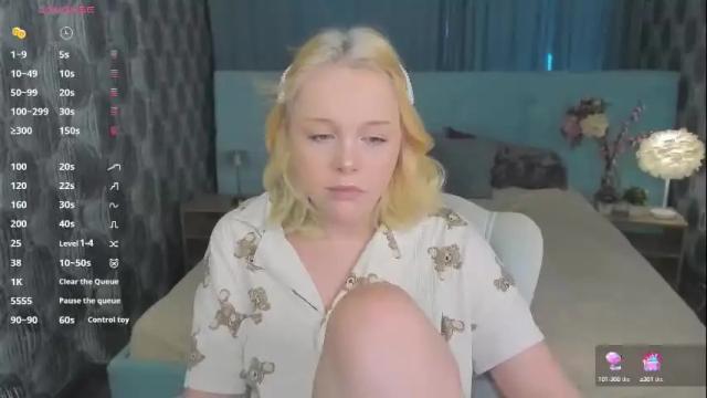 Image 4 of prrincess__jasmine Stream on Chaturbate on 17 days ago