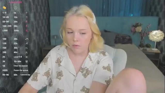 Image 6 of prrincess__jasmine Stream on Chaturbate on 17 days ago
