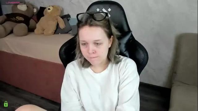 Image 3 of prrincess__jasmine Stream on Chaturbate on 13 days ago
