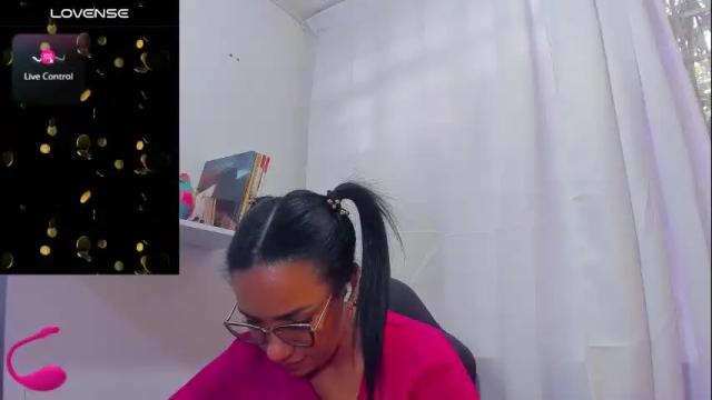 Image 7 of psique_naughty2 Stream on Chaturbate on 1 month ago