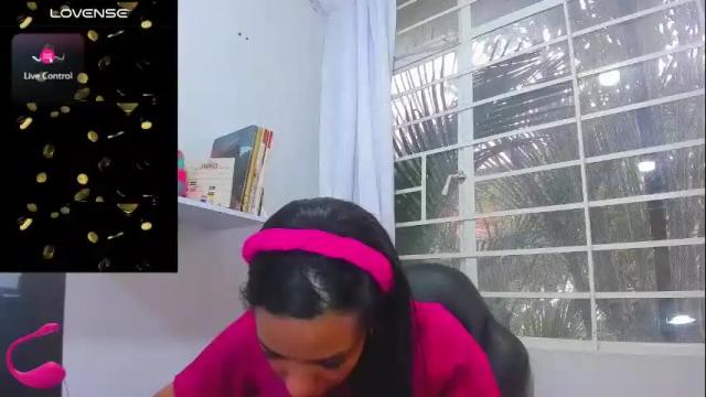 Image 3 of psique_naughty2 Stream on Chaturbate on 26 days ago