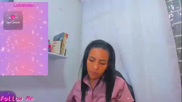 Image 3 of psique_naughty2 Stream on Chaturbate on 19 days ago