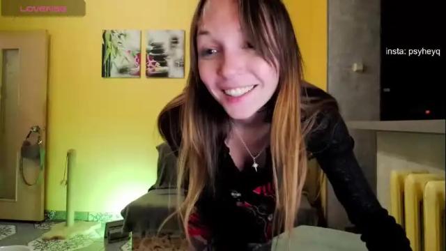 Image 3 of psyheya Stream on Chaturbate on 5 months ago
