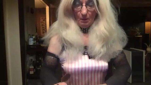Image 2 of publicsubslut_sage Stream on Chaturbate on 22 months ago