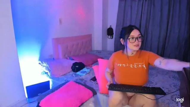 Image 8 of puca_and_garu Stream on Chaturbate on 2 months ago