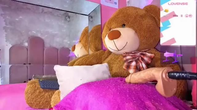 Image 4 of puca_eboony Stream on Chaturbate on 1 month ago