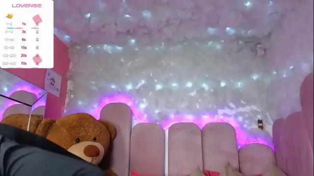 Thumbnail 1, puca_eboony's Stream at Chaturbate, 1 month ago