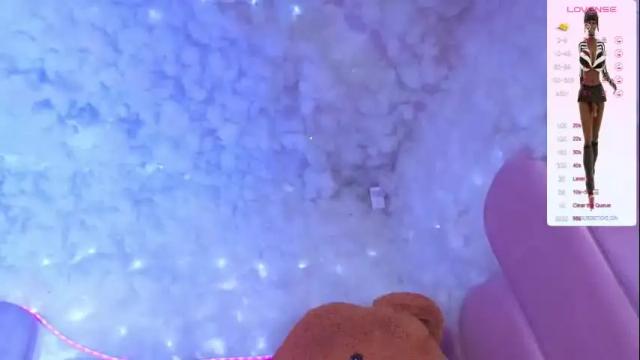 Image 7 of puca_eboony Stream on Chaturbate on 18 days ago