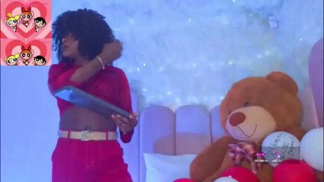 Image 2 of puca_eboony Stream on Chaturbate on 3 days ago