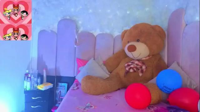 Image 11 of puca_eboony Stream on Chaturbate on 1 day ago