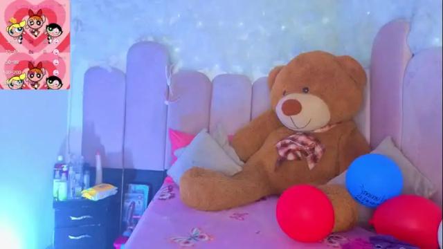Image 12 of puca_eboony Stream on Chaturbate on 1 day ago