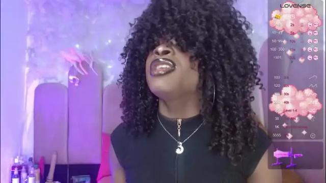 Image 3 of puca_eboony Stream on Chaturbate on 6 days ago