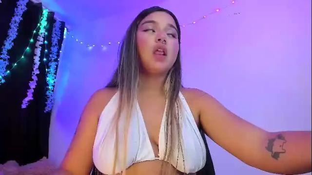 Image 4 of pucaa_ Stream on Chaturbate on 26 days ago