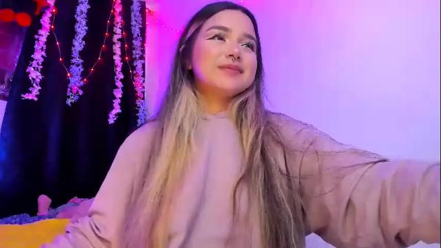 Image 7 of pucaa_ Stream on Chaturbate on 25 days ago