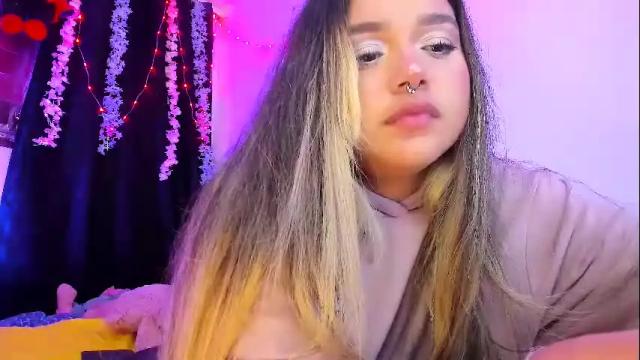 Image 8 of pucaa_ Stream on Chaturbate on 25 days ago