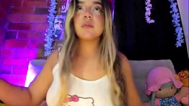 Image 7 of pucaa_ Stream on Chaturbate on 1 month ago