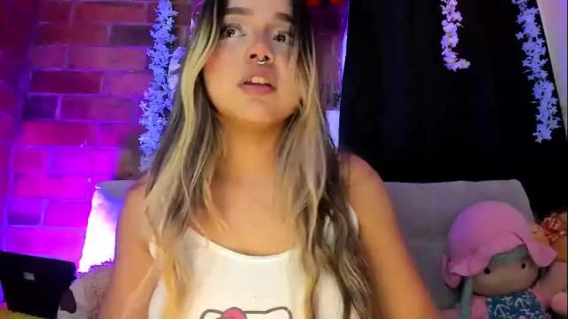 Image 8 of pucaa_ Stream on Chaturbate on 1 month ago