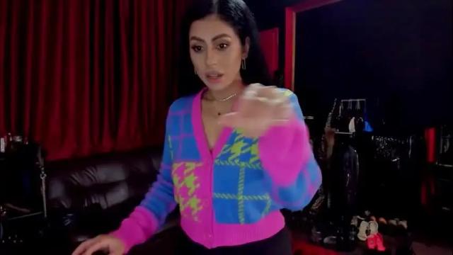 Image 2 of puffy_love Stream on Chaturbate on 1 month ago