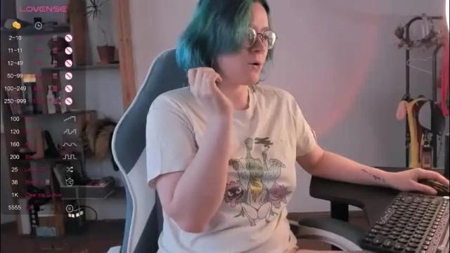 Image 2 of pumbazaebumba Stream on Chaturbate on 3 months ago