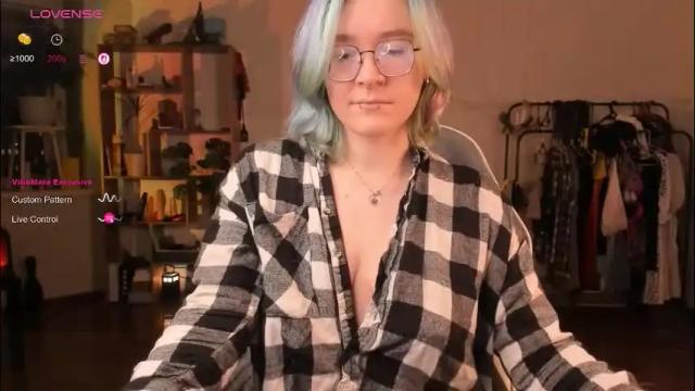 Image 10 of pumbazaebumba Stream on Chaturbate on 1 month ago