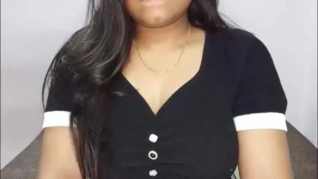 Image 4 of puneripiya Stream on Chaturbate on 1 day ago