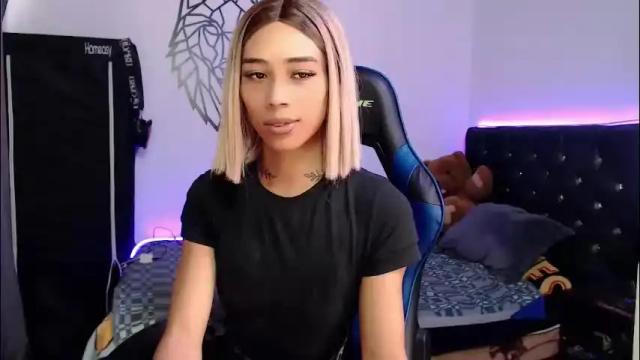 Image 2 of pupi_wolf Stream on Chaturbate on 8 days ago