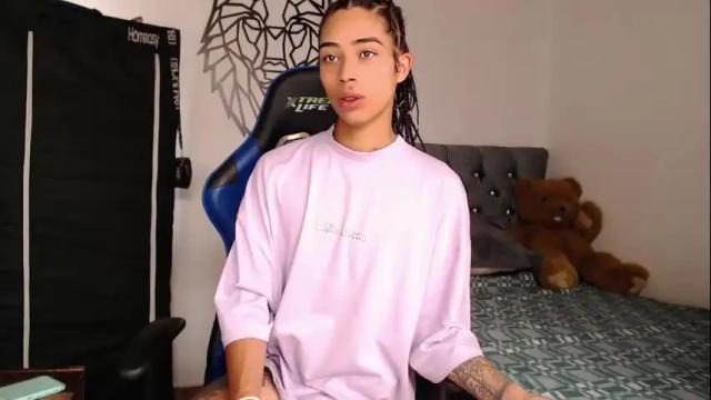 Image 4 of pupi_wolf Stream on Chaturbate on 1 month ago