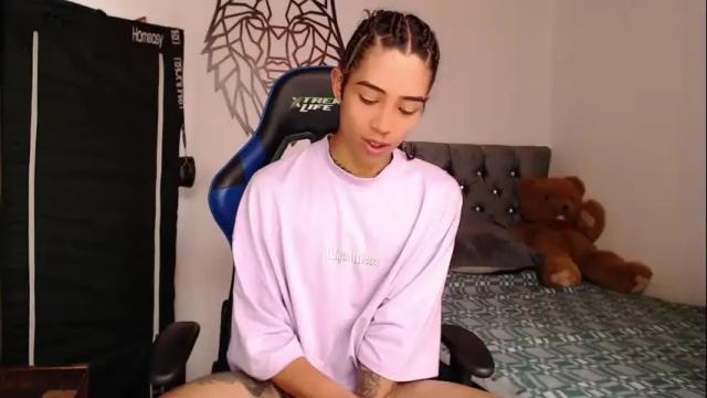 Image 8 of pupi_wolf Stream on Chaturbate on 1 month ago