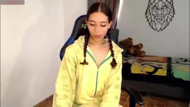 Image 4 of pupi_wolf Stream on Chaturbate on 1 month ago