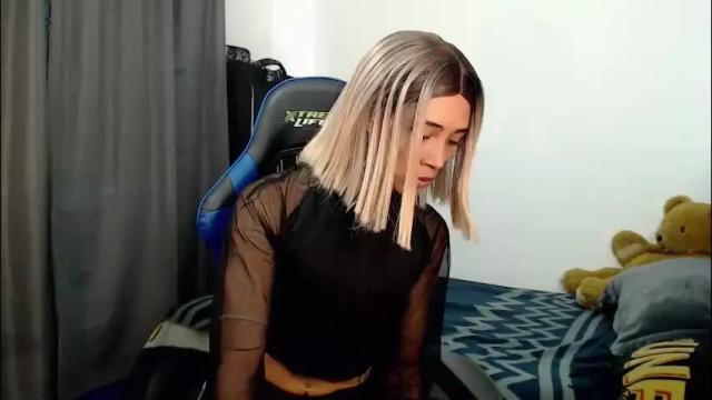 Image 8 of pupi_wolf Stream on Chaturbate on 19 hours ago