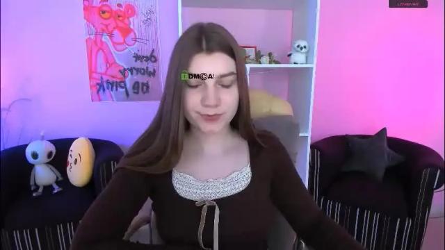 Image 4 of pure_radiance Stream on Chaturbate on 2 months ago
