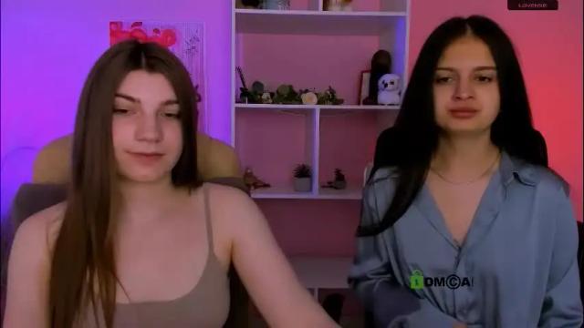 Image 3 of pure_radiance Stream on Chaturbate on 1 month ago