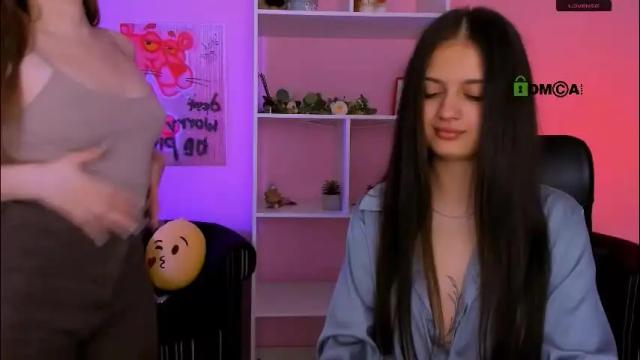 Image 7 of pure_radiance Stream on Chaturbate on 1 month ago