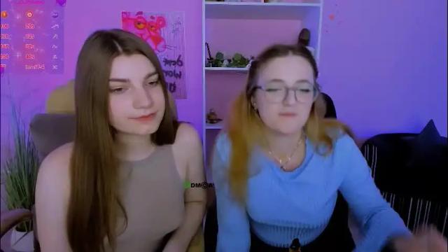 Image 4 of pure_radiance Stream on Chaturbate on 1 month ago