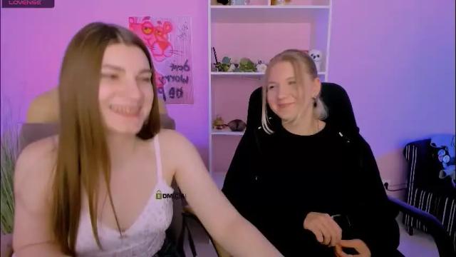 Image 10 of pure_radiance Stream on Chaturbate on 1 month ago