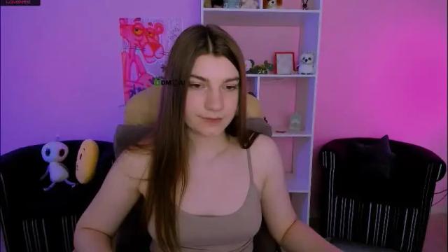 Image 4 of pure_radiance Stream on Chaturbate on 1 month ago