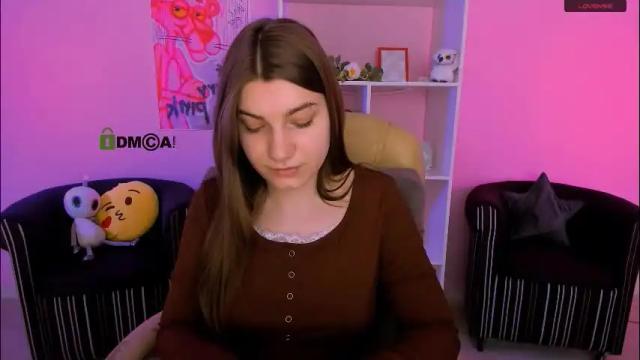 Image 6 of pure_radiance Stream on Chaturbate on 1 month ago