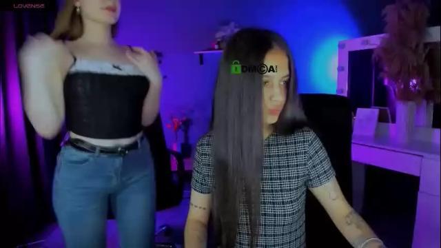 Image 2 of pure_radiance Stream on Chaturbate on 1 month ago