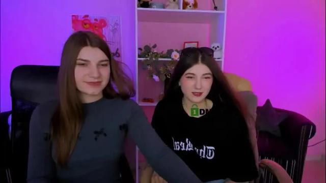 Image 2 of pure_radiance Stream on Chaturbate on 1 month ago