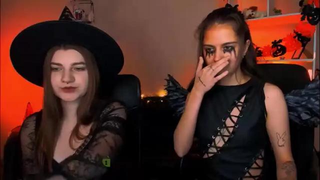 Image 4 of pure_radiance Stream on Chaturbate on 2 days ago