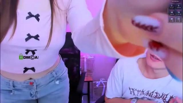 Image 6 of pure_radiance Stream on Chaturbate on 22 days ago