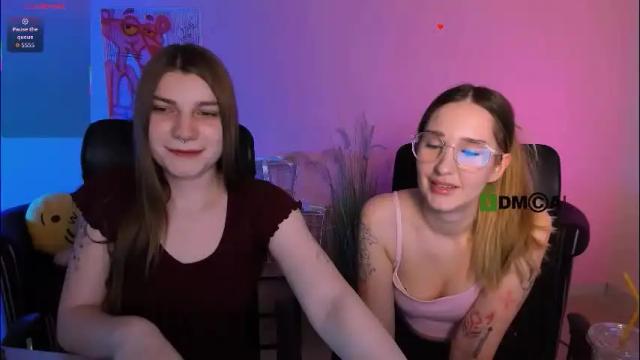 Image 3 of pure_radiance Stream on Chaturbate on 14 days ago