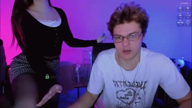 Image 10 of pure_radiance Stream on Chaturbate on 4 days ago