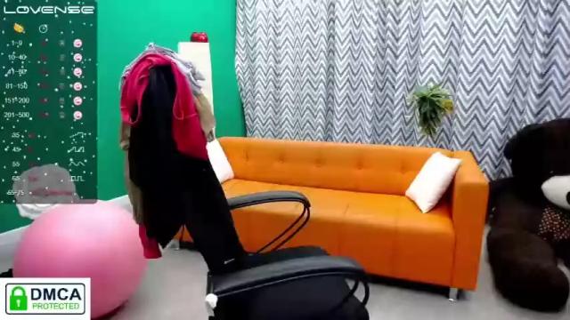 Thumbnail 3, pure_white_'s Stream at Chaturbate, 19 months ago