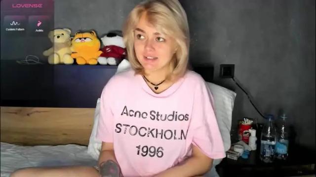 Image 2 of purebeautie Stream on Chaturbate on 1 month ago